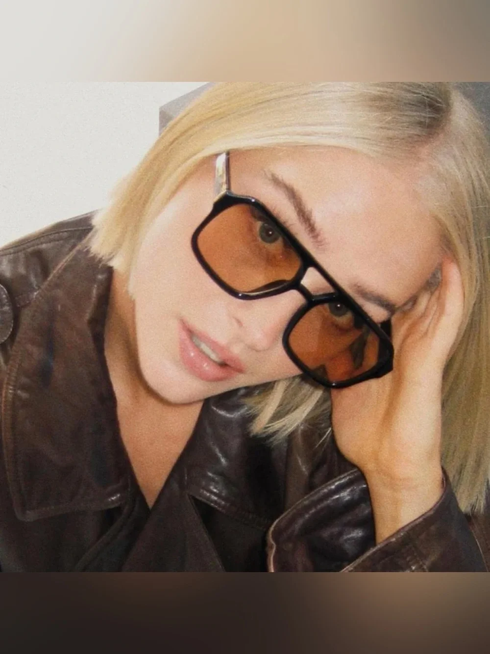 Stylish Black Frame Amber Lens Women's Sunglasses